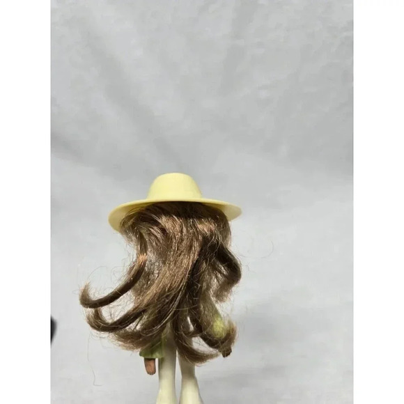 2003 Bratz McDonalds Girlz Girl Doll YASMIN - Picture 7 of 9